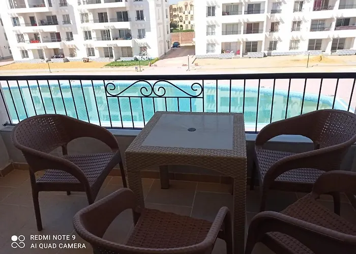 Palmera - Families Only