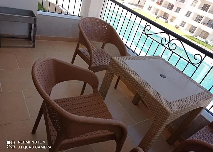 Palmera - Families Only شقة *